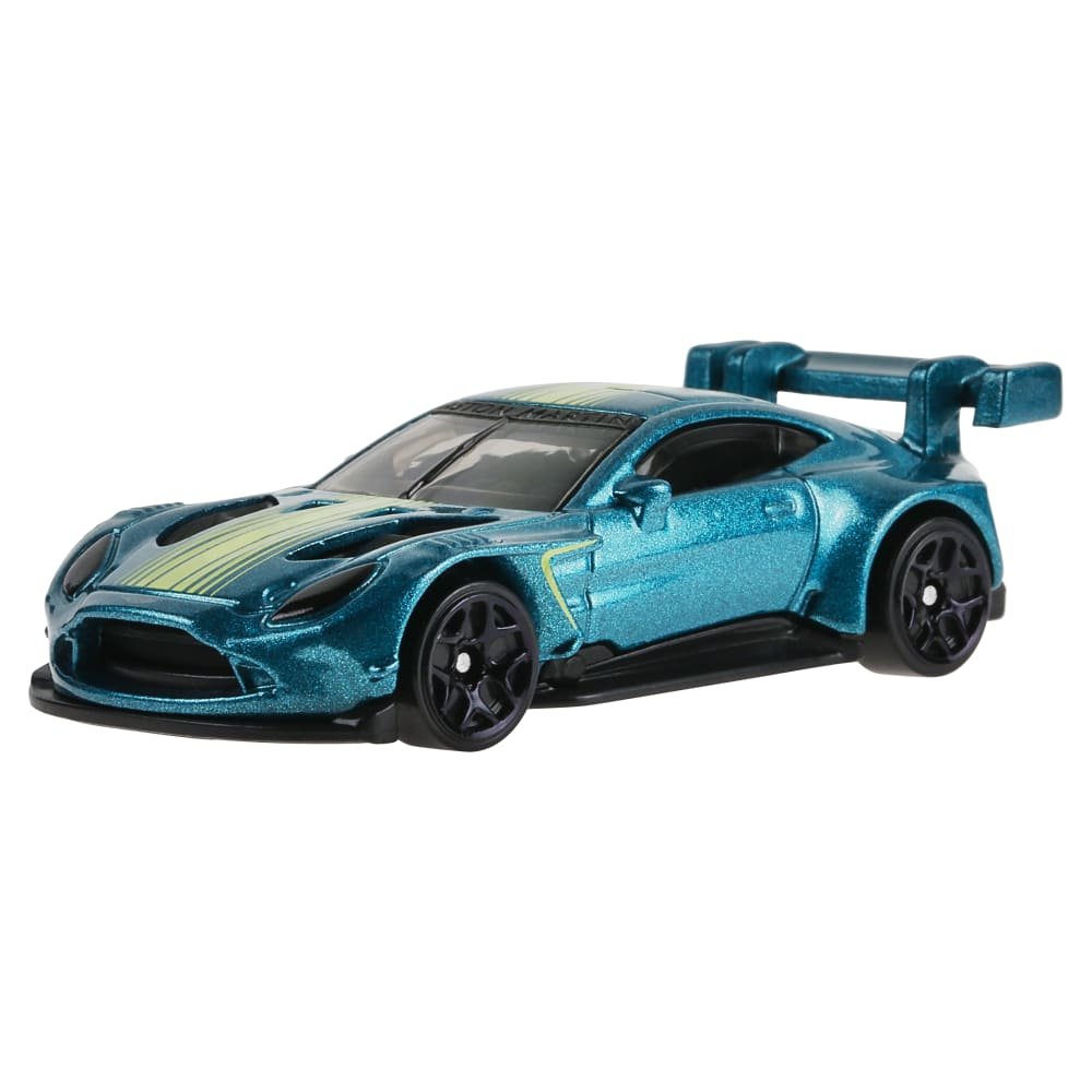 2026 2024 Aston Martin Vantage GT3 Green: Image 4