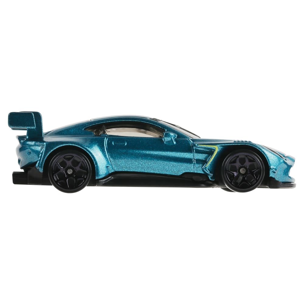 2026 2024 Aston Martin Vantage GT3 Green: Image 6