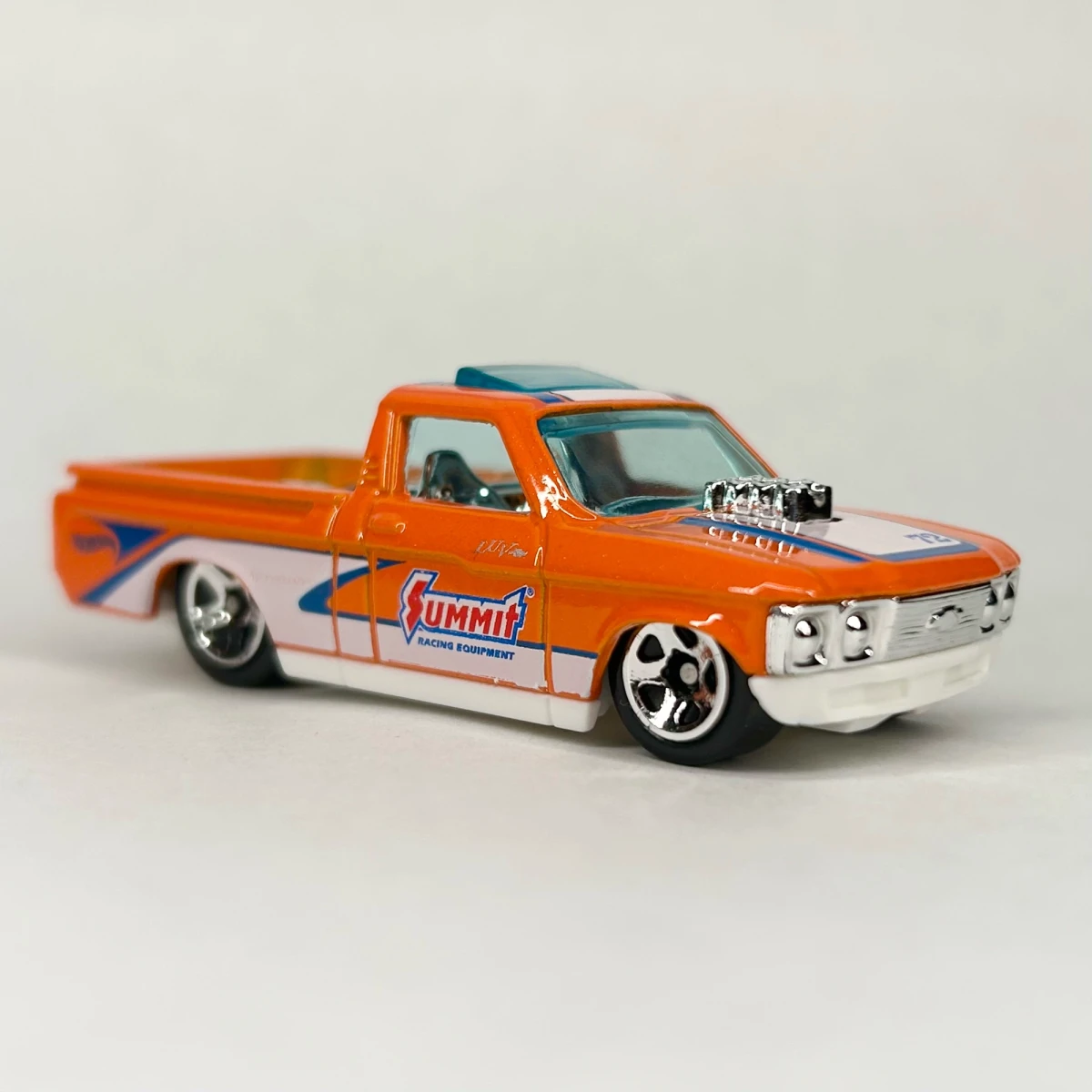 2026 Custom '72 Chevy Luv Orange: No Package: Image 4