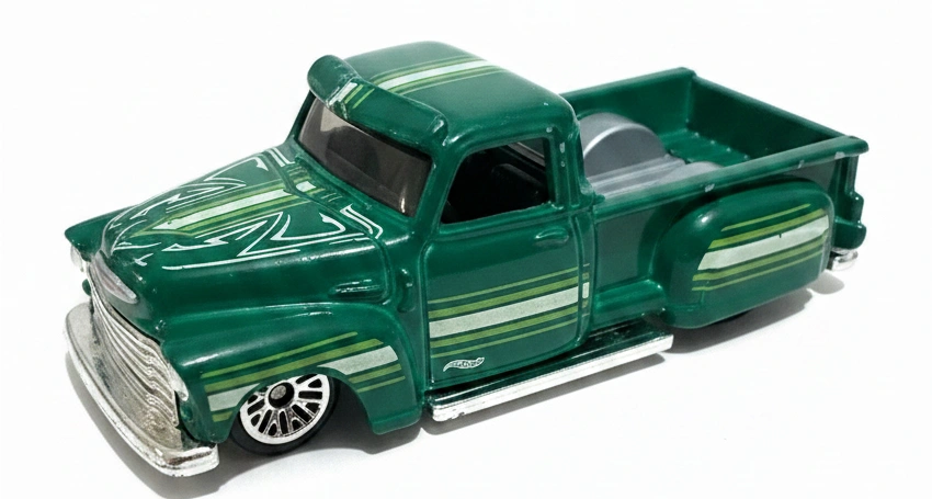 2026 La Troca Green: No Package: Image 3