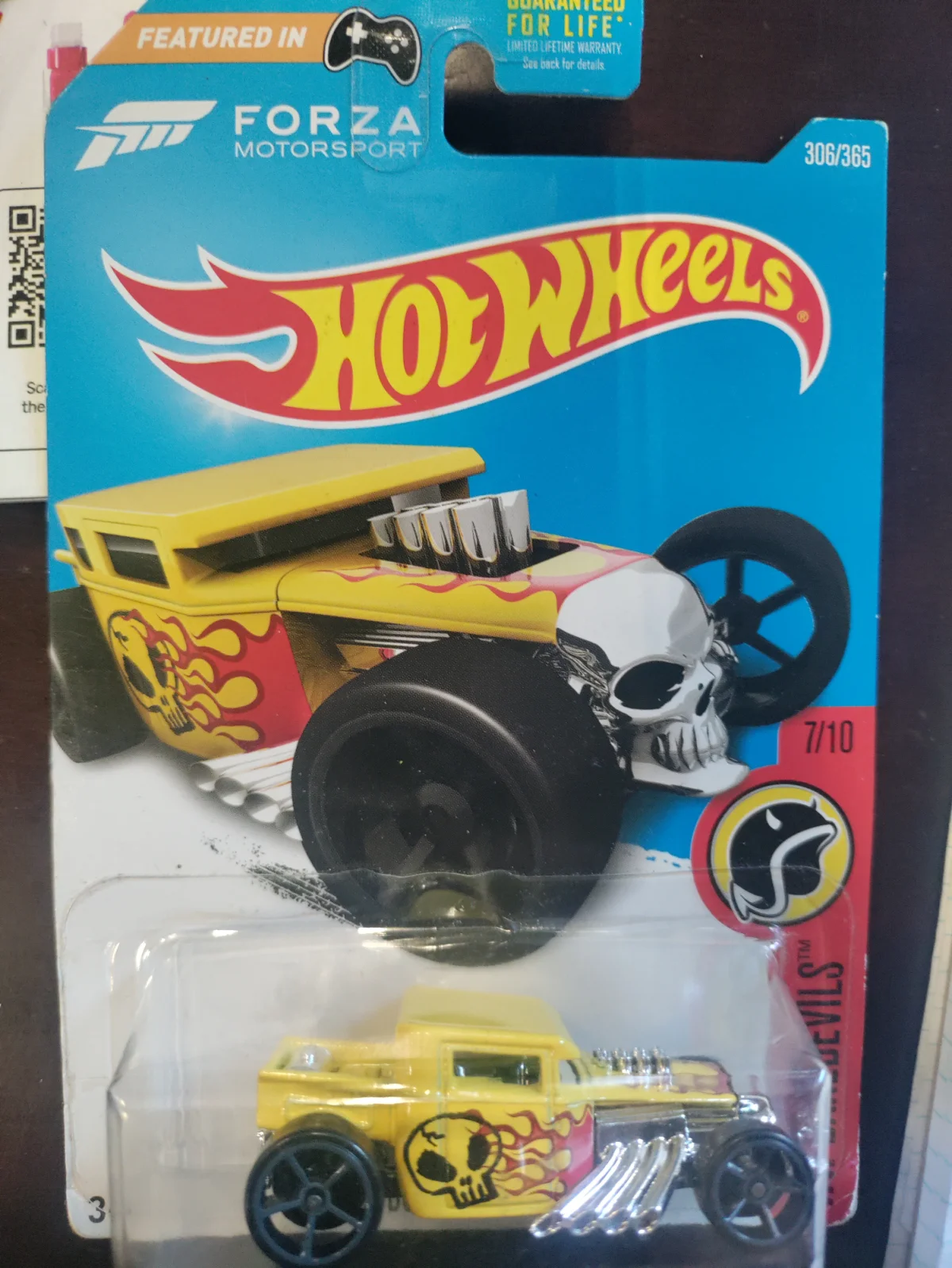 Hot Wheels Bone Shaker