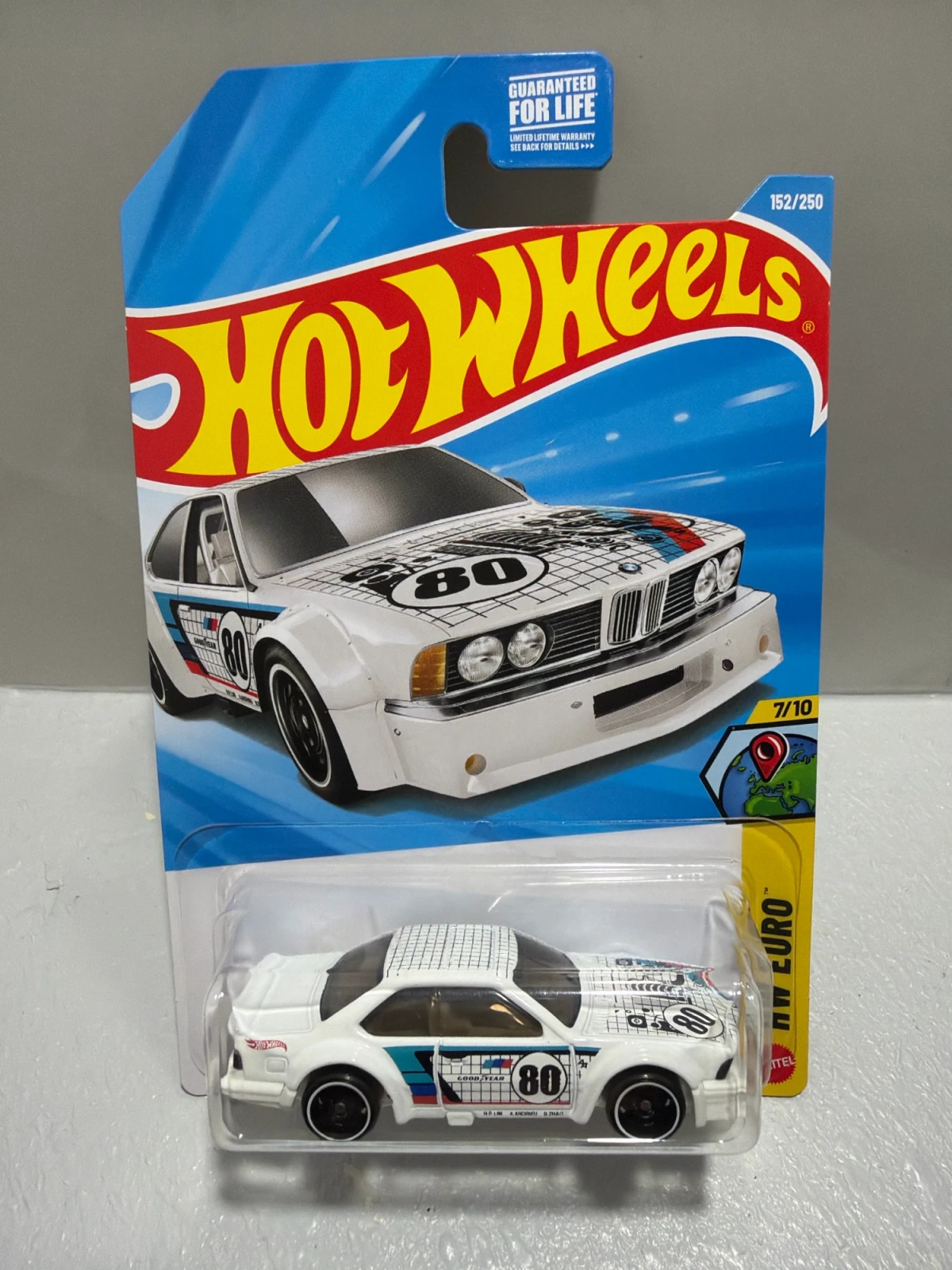 2026 BMW 635 CSi White: Long (US): Image 2