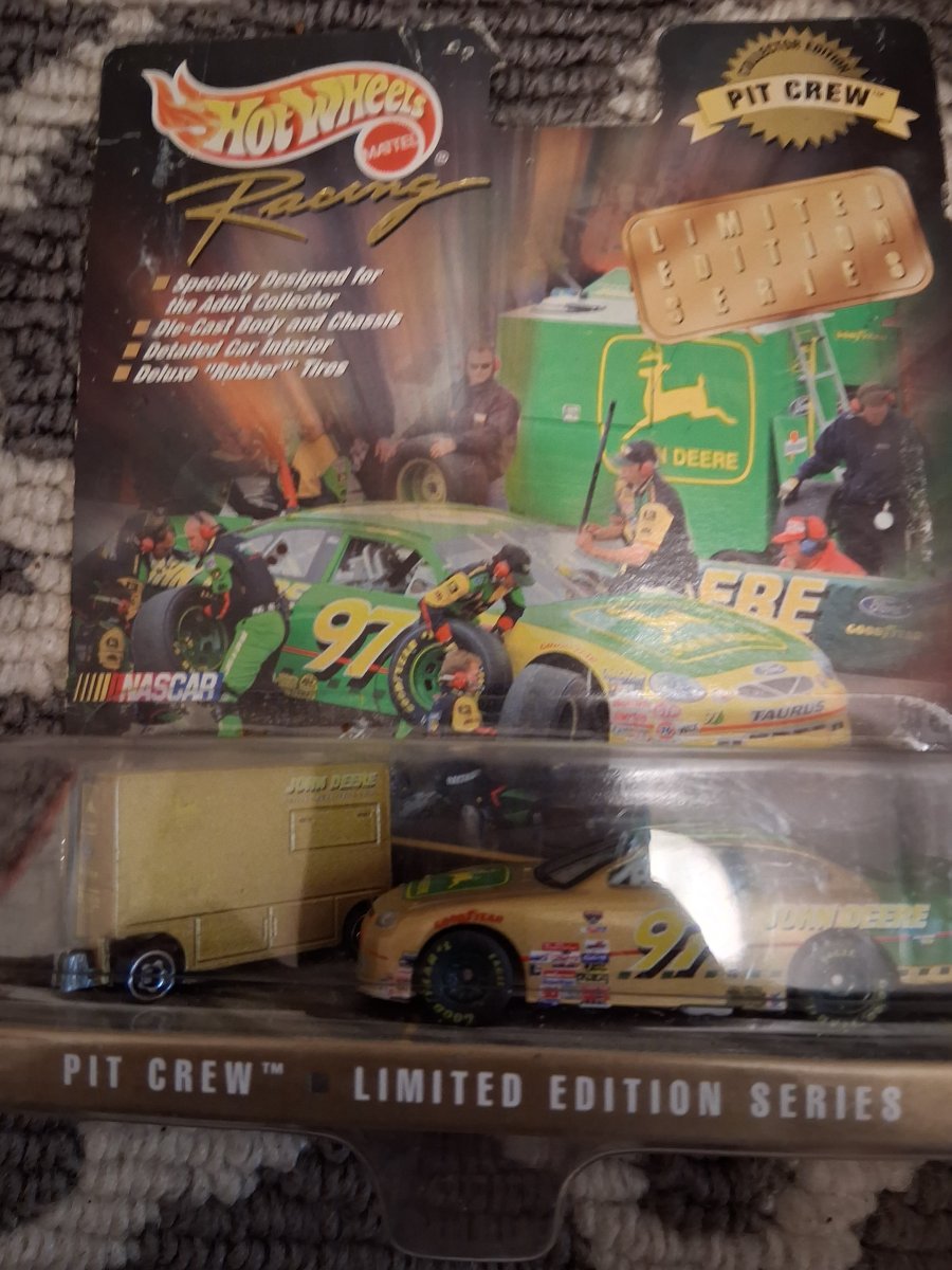 Hot Wheels Ford Taurus Roush Racing #97