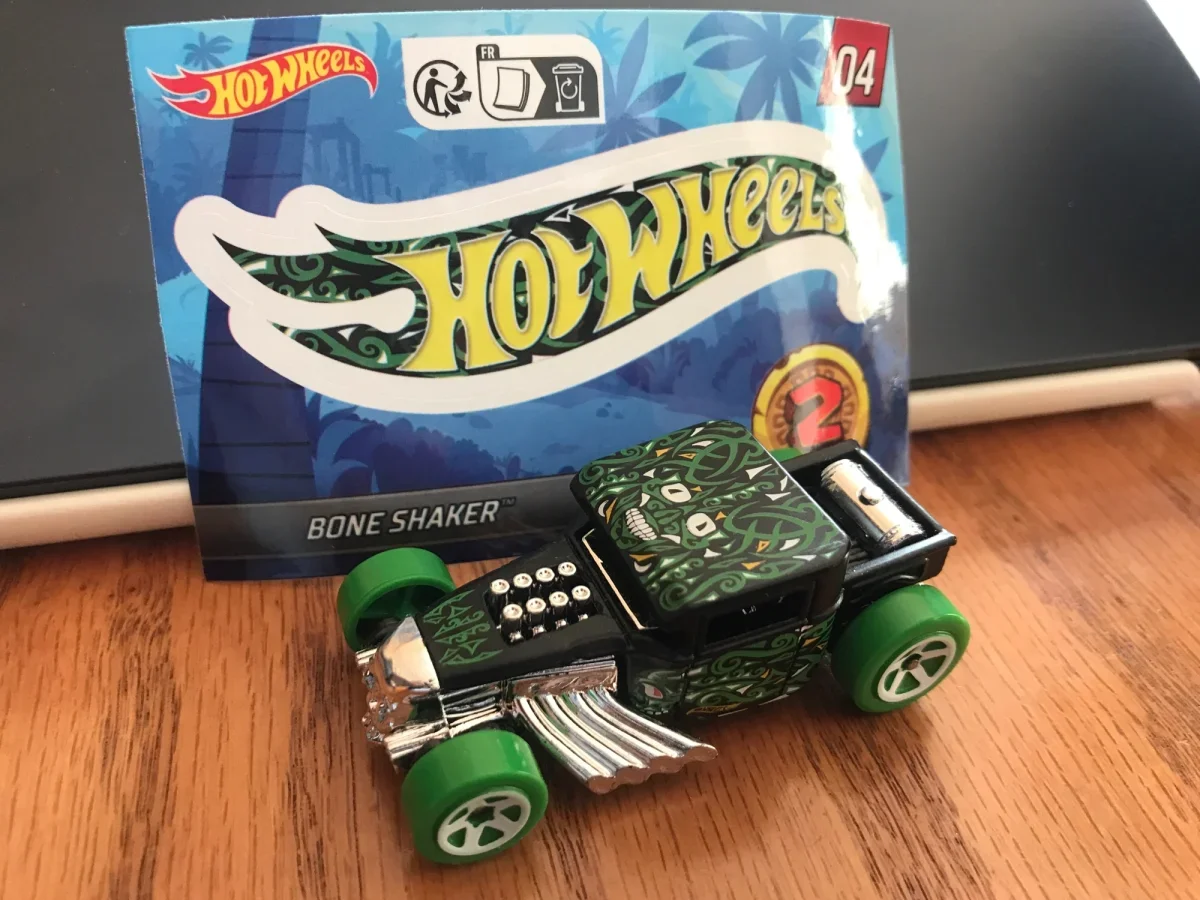 Hot Wheels Bone Shaker