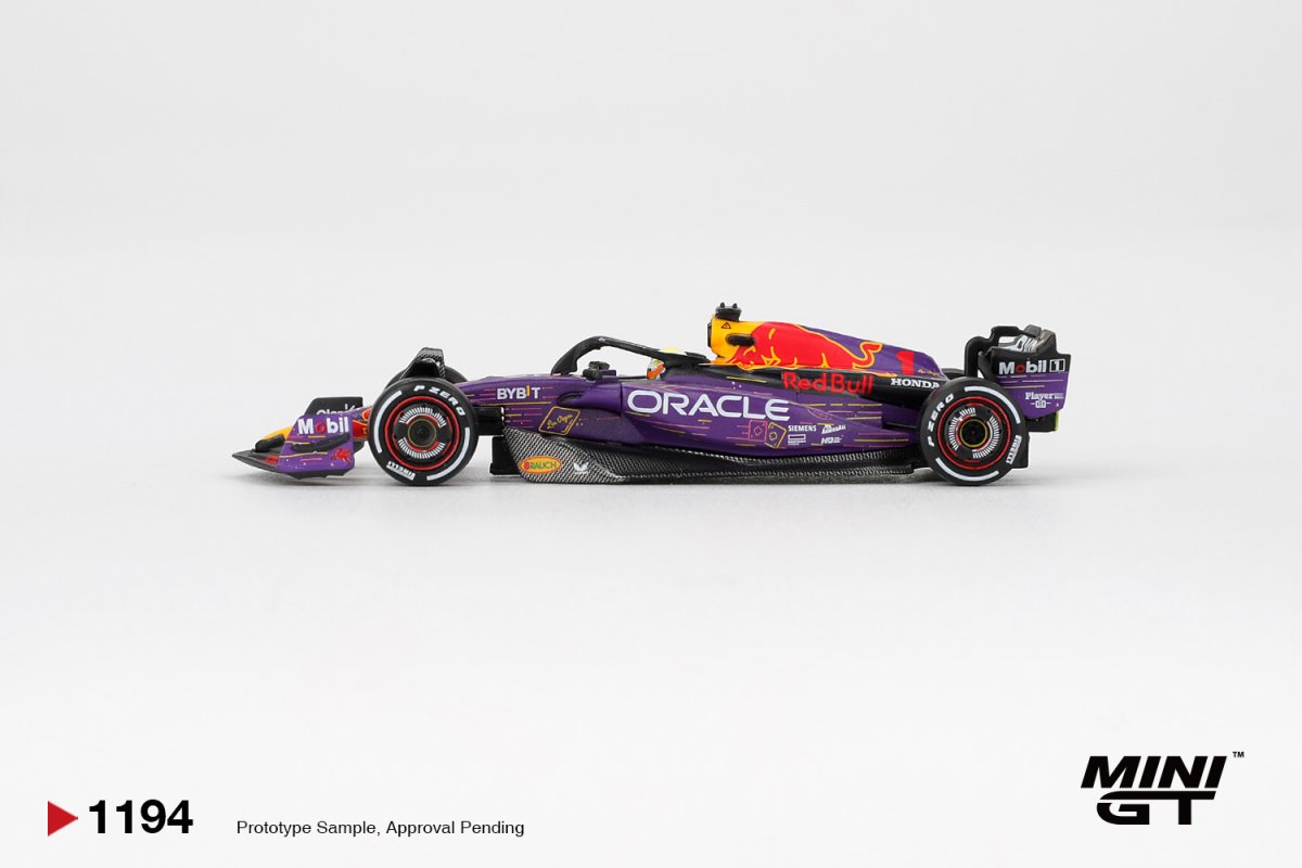 2026 Oracle Red Bull Racing RB19 #1 Max Verstappen 2023 F1 2023 Las Vegas GP Winner Purple: Image 2