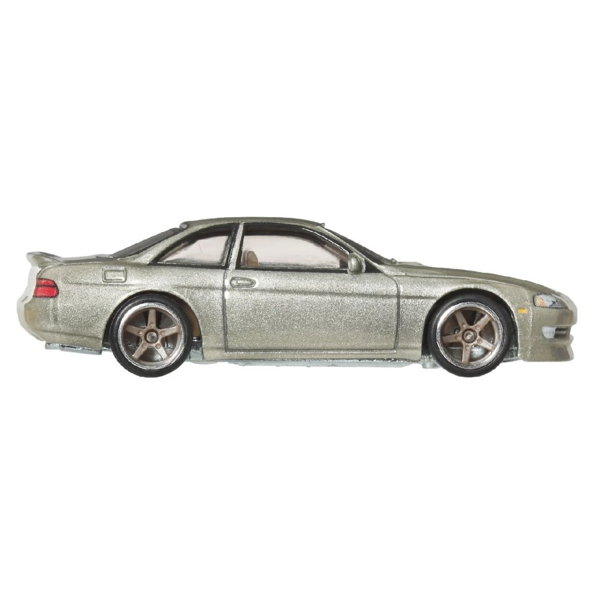 2026 Toyota Soarer Silver: Image 4
