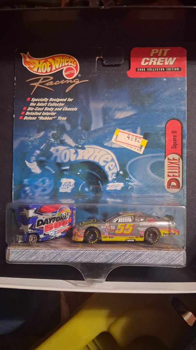 Hot Wheels Chevrolet Monte Carlo and Tool Box Square D #55