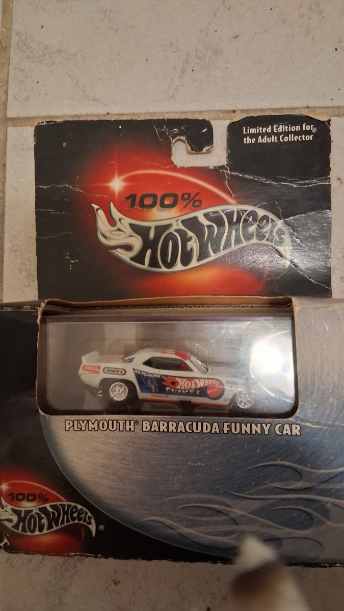 Hot Wheels Plymouth Barracuda Funny Car