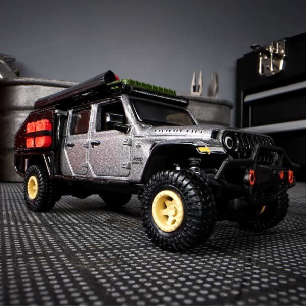 2026 24 Jeep Gladiator Silver: Image 6
