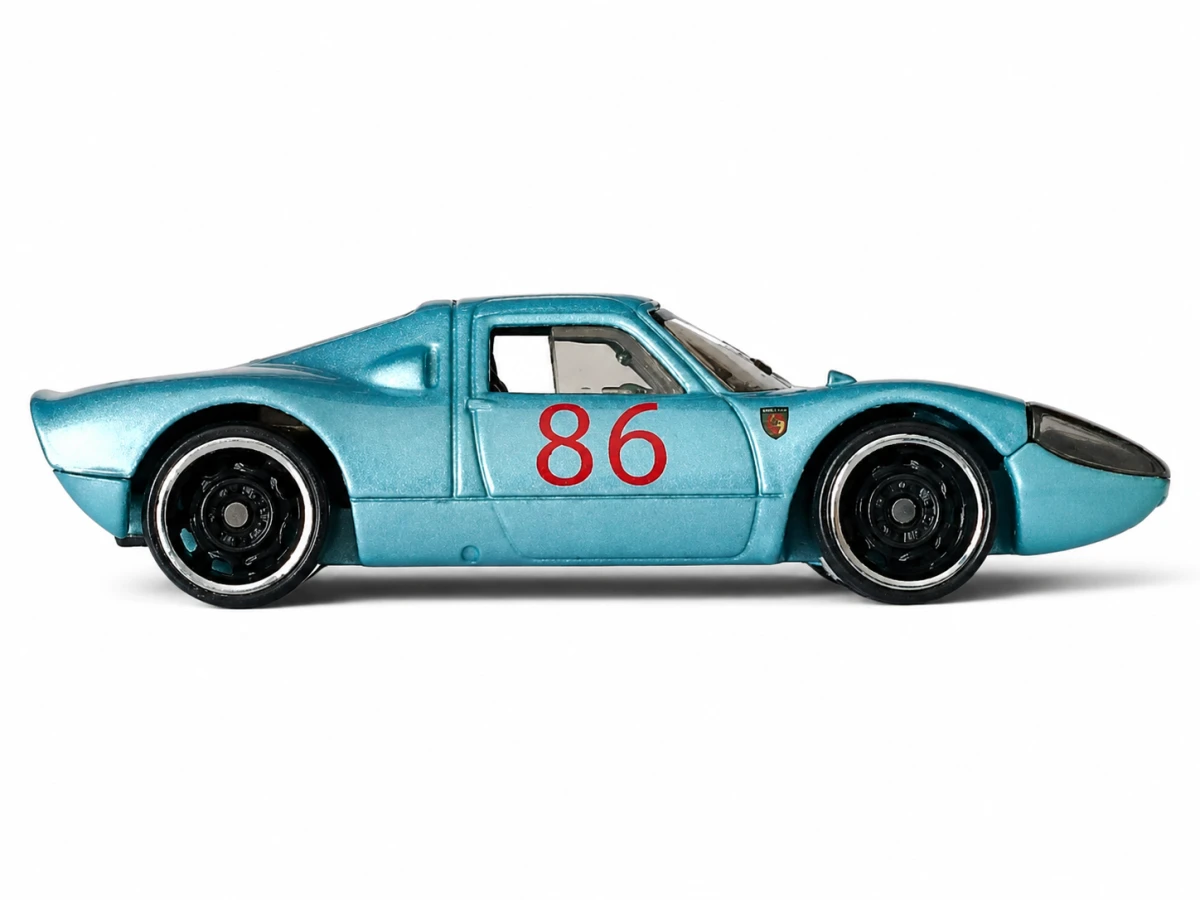 2026 Porsche 904 Carrera GTS Blue: No Package: Image 2