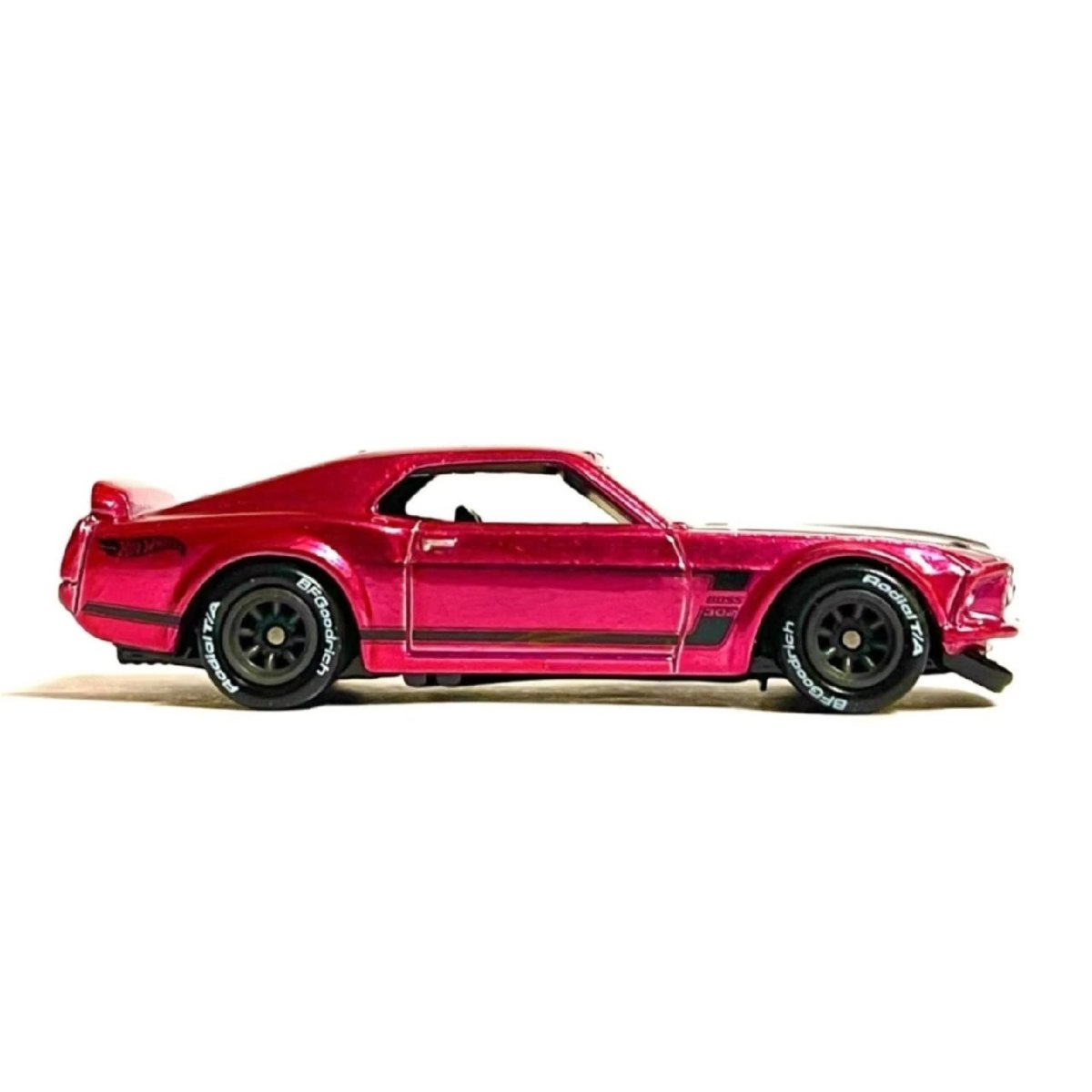 2026 69 Ford Mustang Boss 302 Pink: Image 3