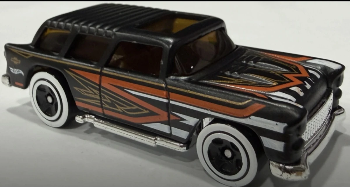 2026 Classic '55 Nomad Black: Image 4