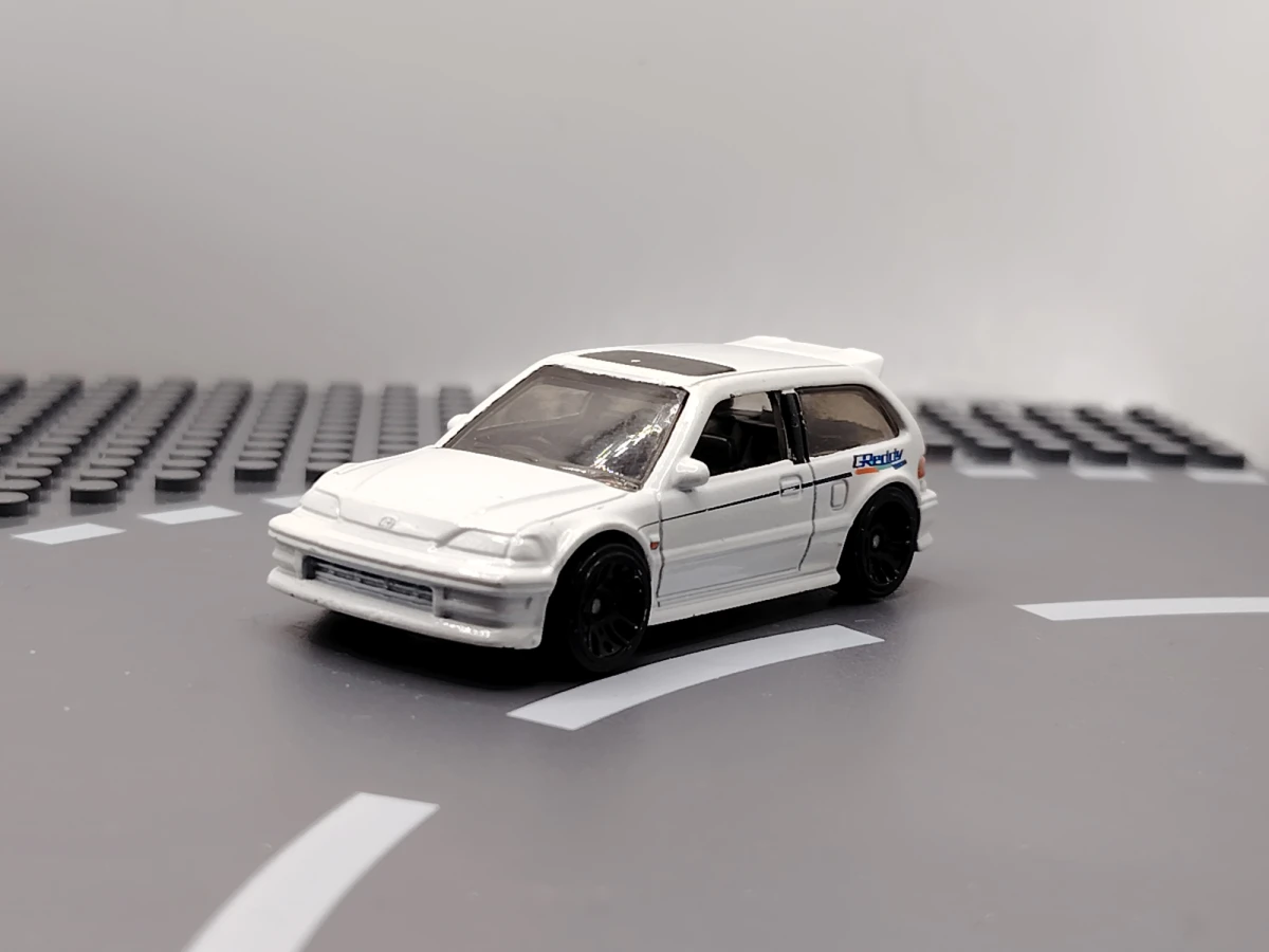 2019 90 Honda Civic EF White: No Package: Image 4