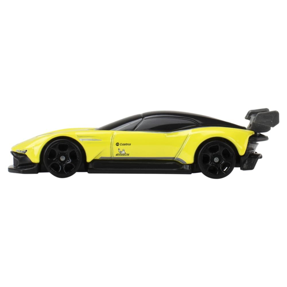 2026 Aston Martin Vulcan Yellow: Image 4