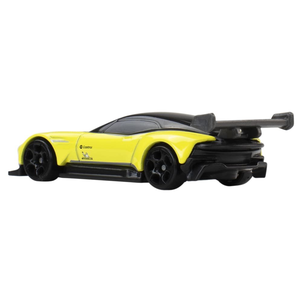 2026 Aston Martin Vulcan Yellow: Image 3