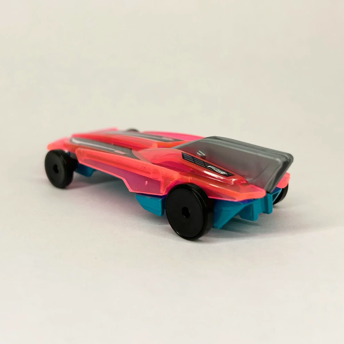2026 HW Formula Solar Pink: No Package: Image 7