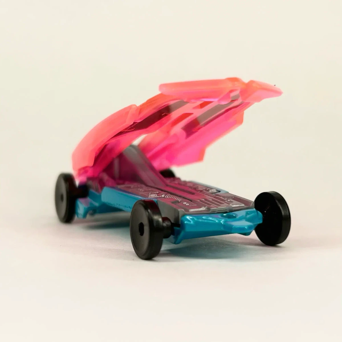 2026 HW Formula Solar Pink: No Package: Image 3