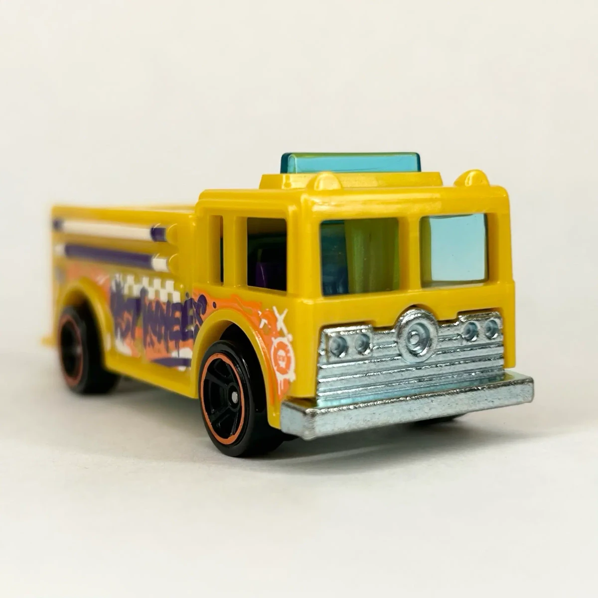 2026 Fire-Eater Yellow: No Package: Image 3