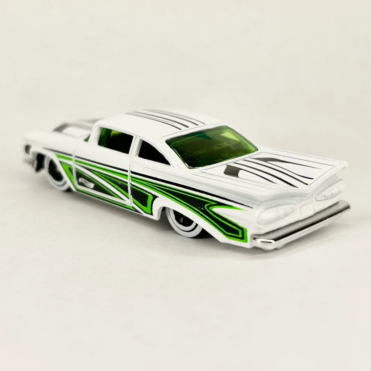 2026 59 Chevy Impala White: No Package: Image 6