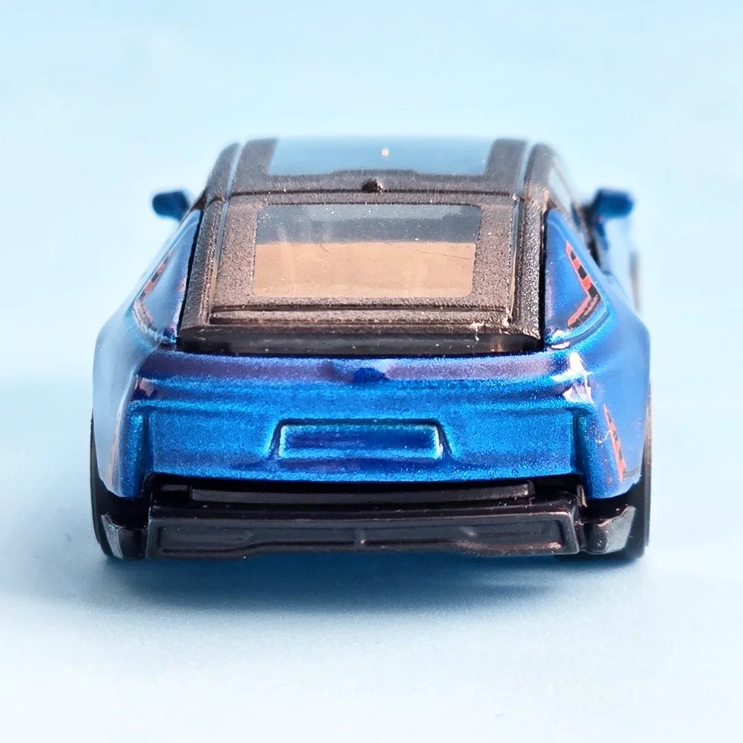 2026 Cadillac Celestiq Blue: Image 8