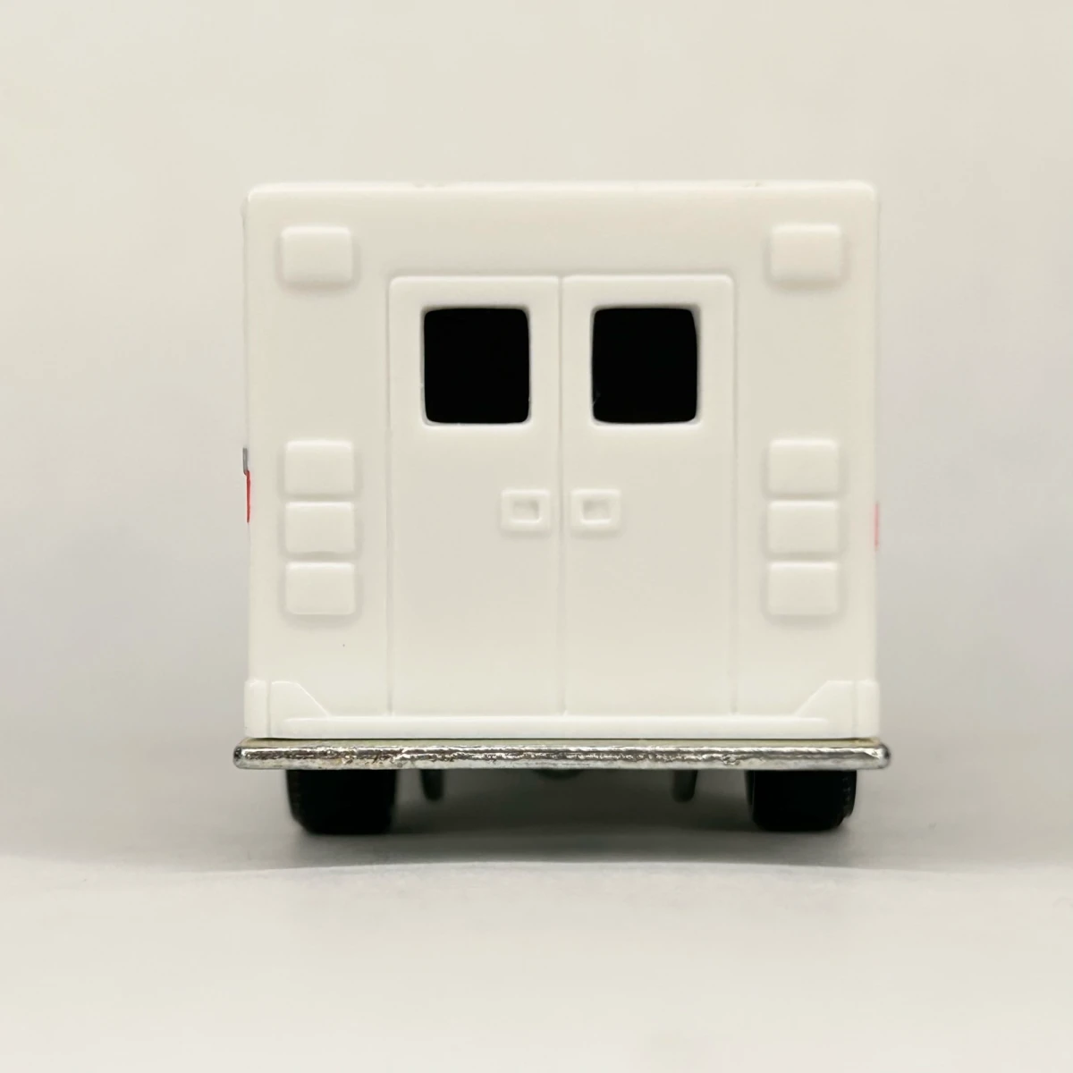 2025 International Terrastar White: No Package: Image 4