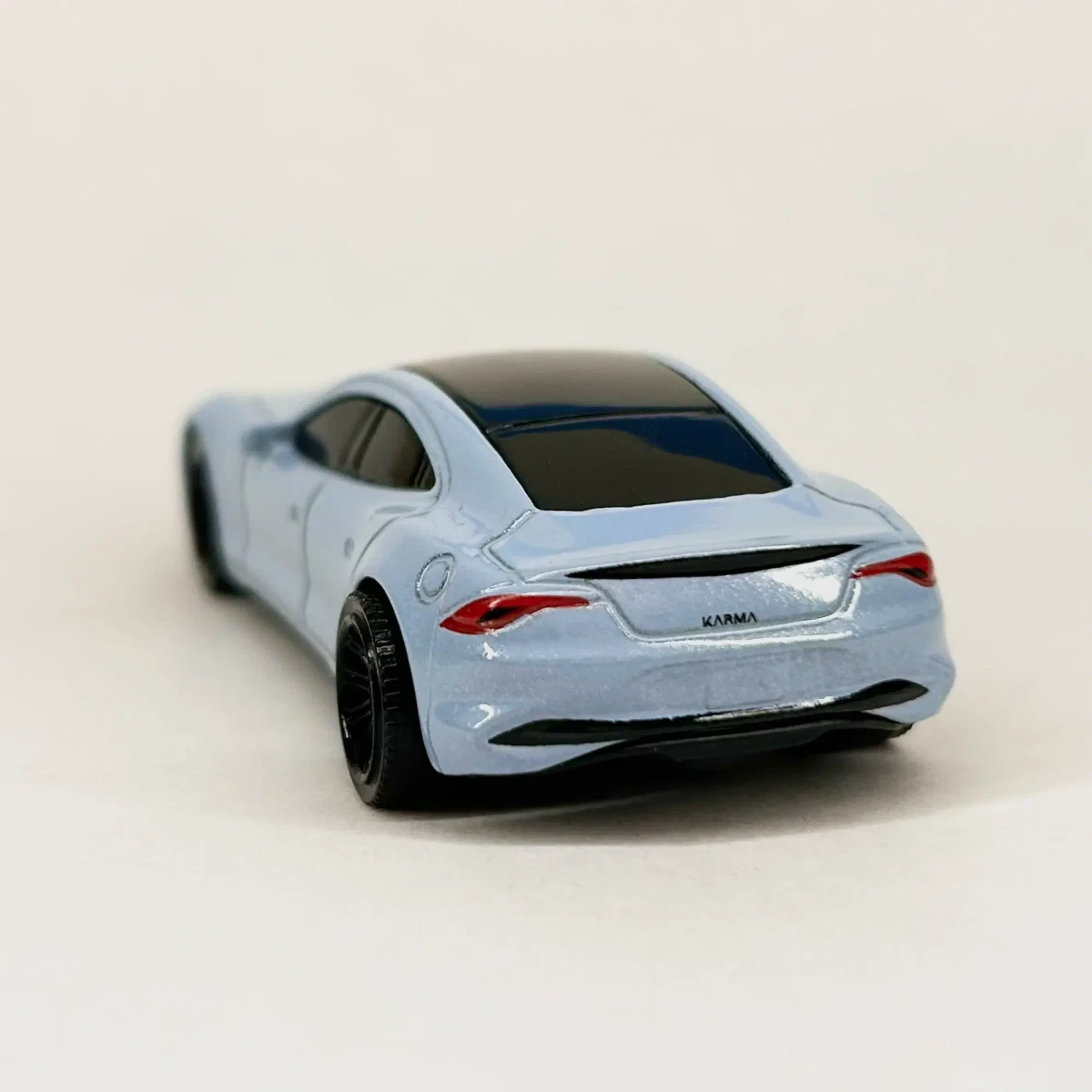 2025 Karma Revero Blue: No Package: Image 5