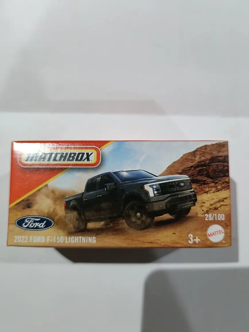 2024 2022 Ford F-150 Lightning Black: Box: Image 4