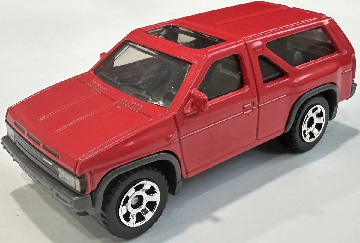 Hot Wheels 1985 Nissan Pathfinder