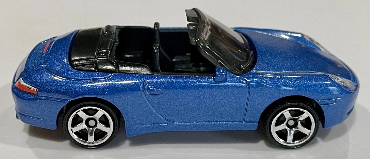 Hot Wheels Porsche 911 Carrera Cabriolet