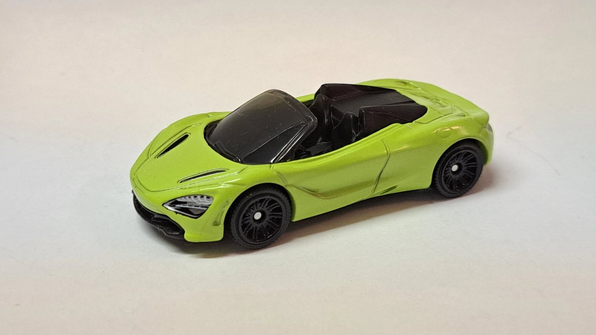Hot Wheels McLaren 720S Spider