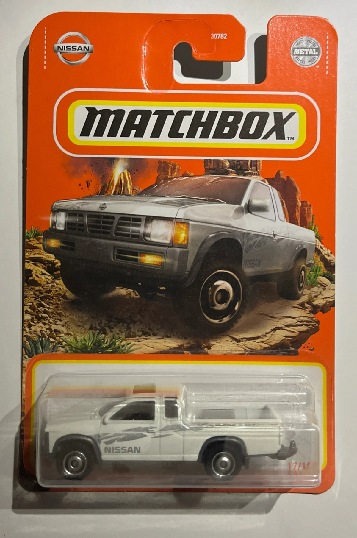 2022 95 Nissan Hardbody (D21) White: Long Card: Image 2