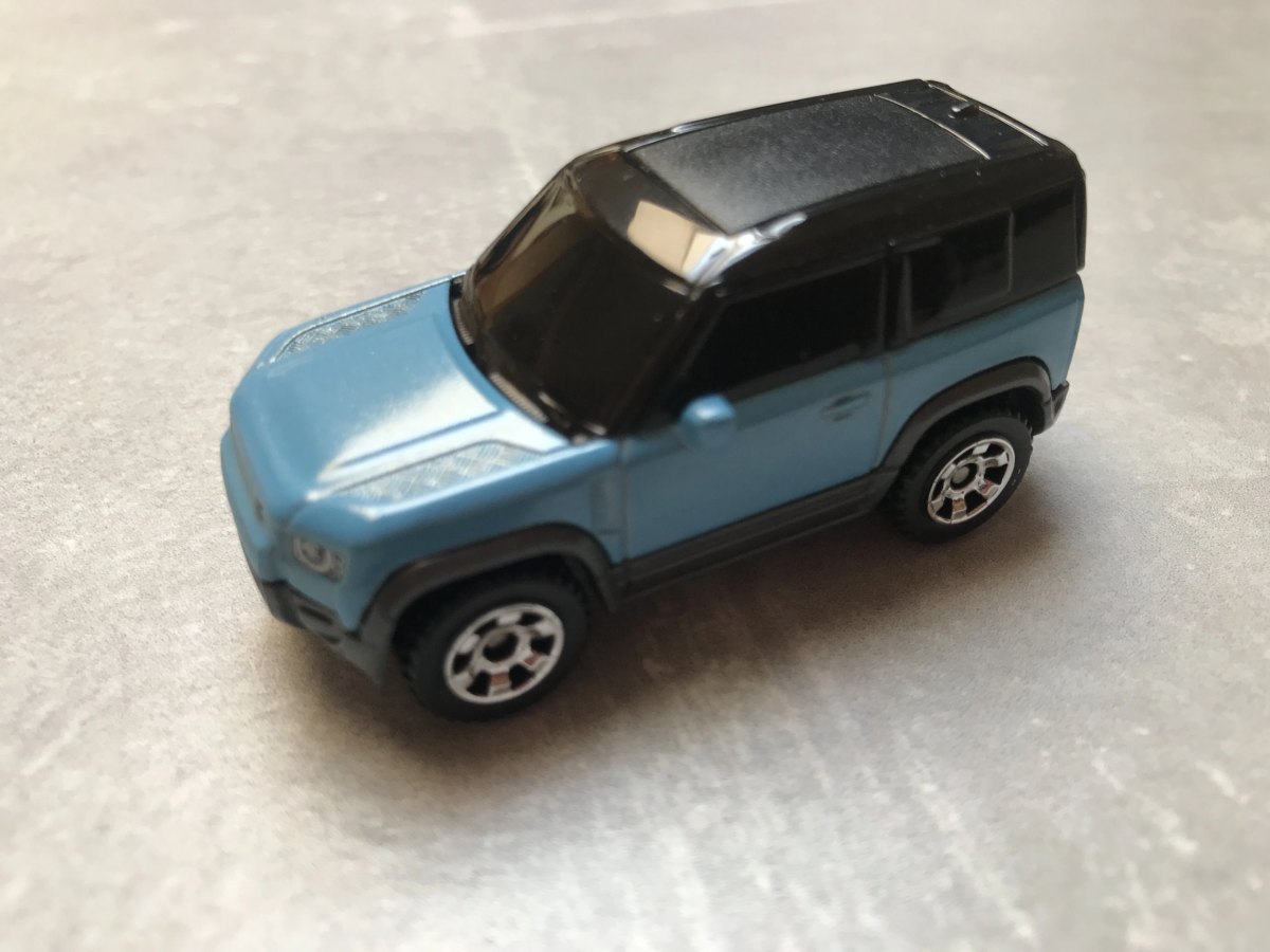 Hot Wheels 2020 Land Rover Defender 90