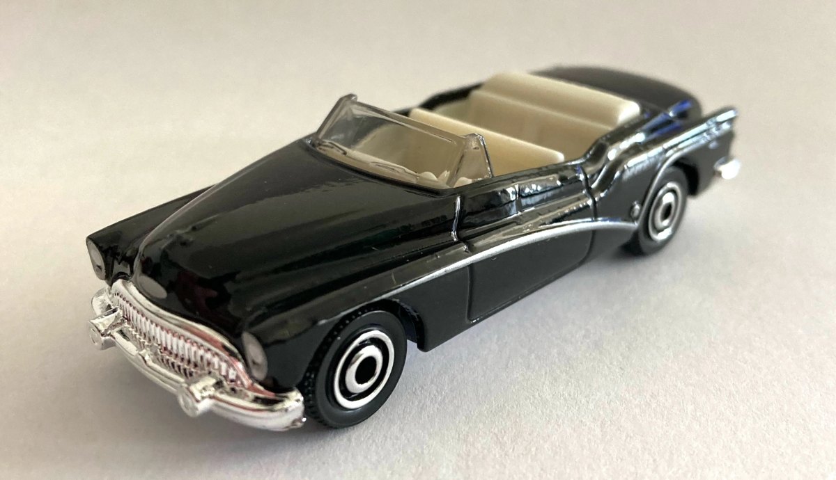 Hot Wheels 1953 Buick Skylark Convertible