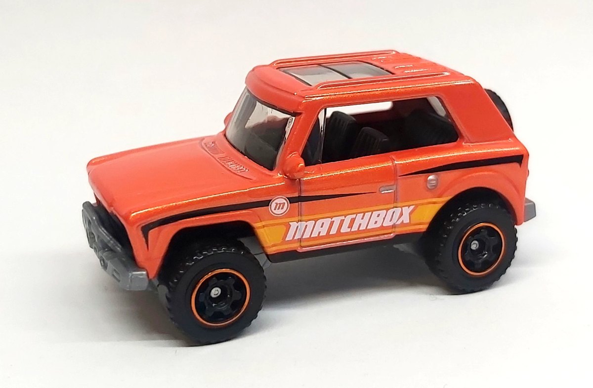 Hot Wheels MBX Field Car