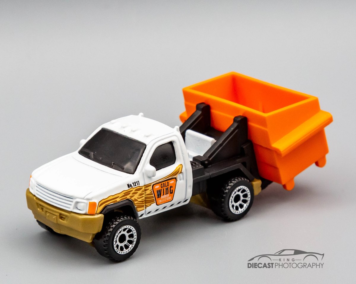 Hot Wheels MBX Garbage Scout