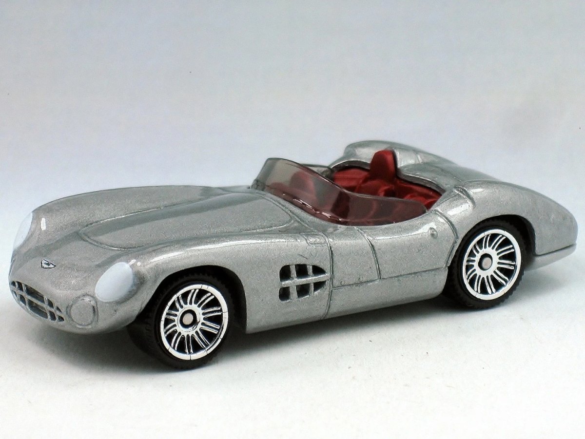 Hot Wheels 1956 Aston Martin DBR1