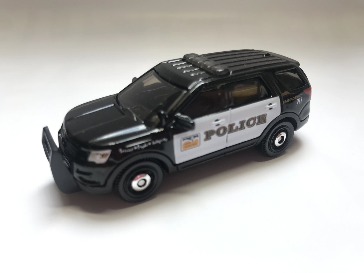 Hot Wheels 2016 Ford Interceptor Utility
