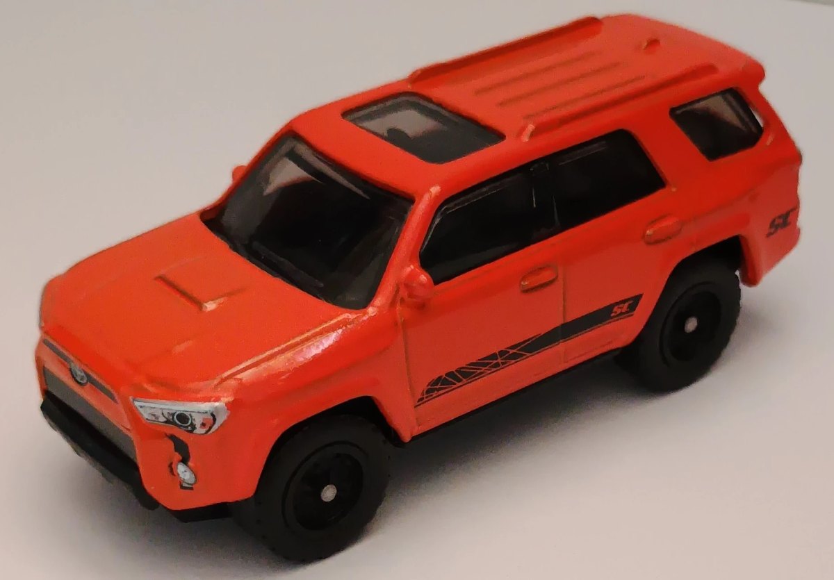 Hot Wheels 18 Toyota 4Runner