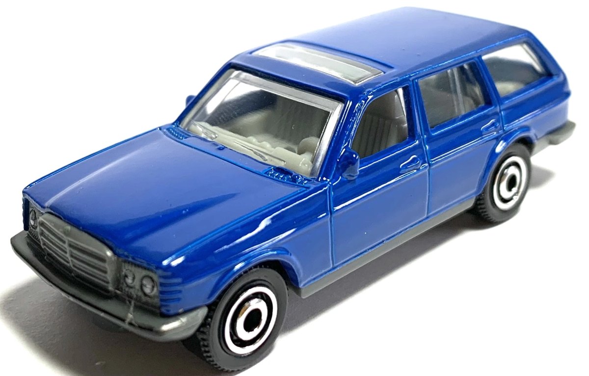 Hot Wheels Mercedes-Benz S123 Wagon