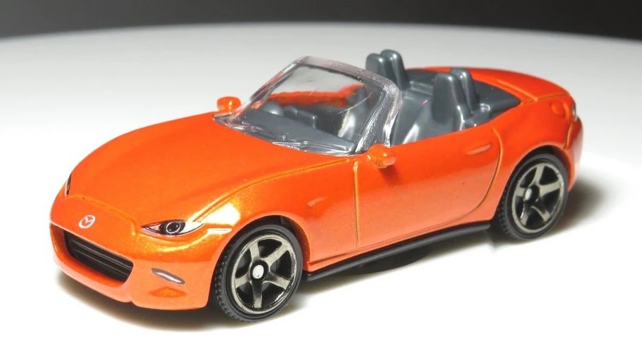 Hot Wheels Mazda MX-5 Miata