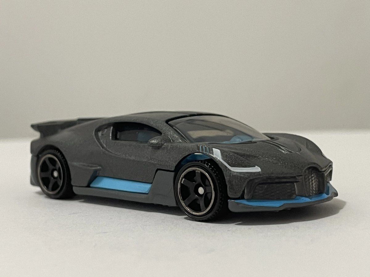 Hot Wheels 2018 Bugatti Divo