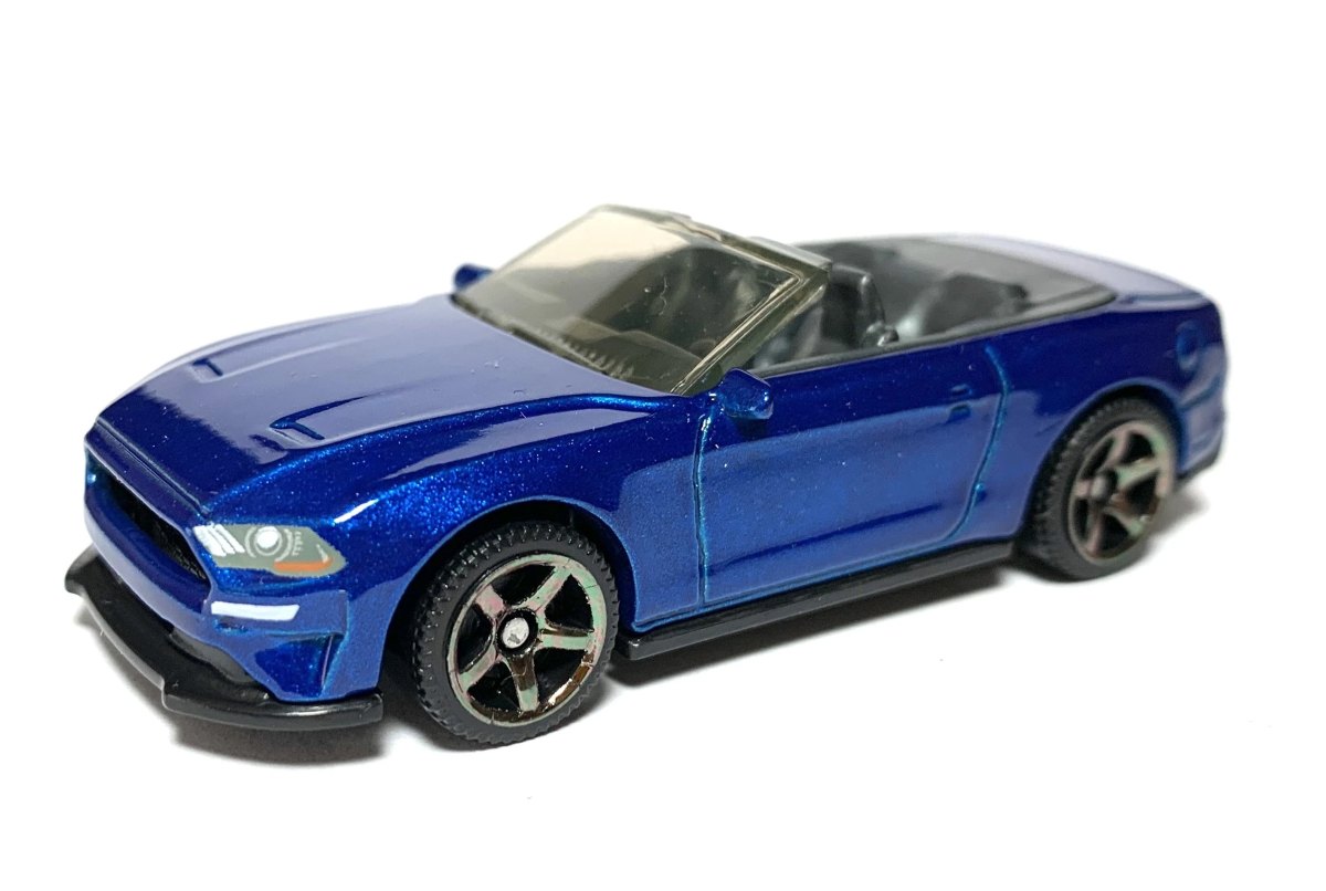 Hot Wheels 2018 Ford Mustang Convertible