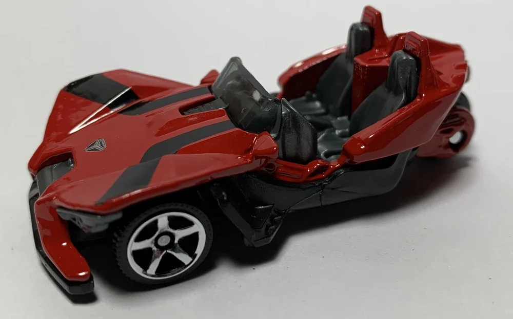 2019 Polaris Slingshot Red: Image 2