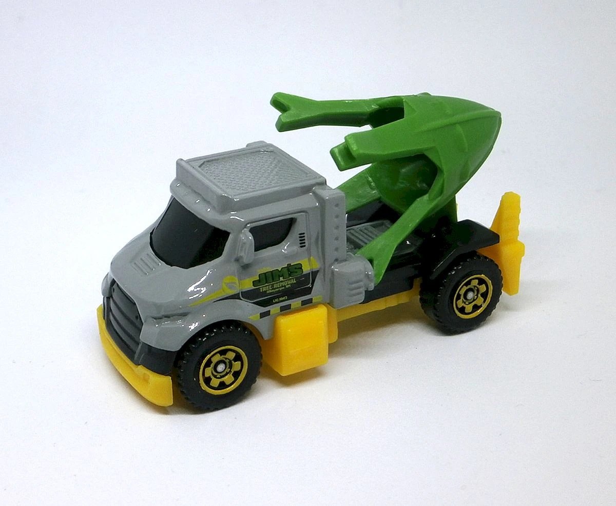 Hot Wheels Tree Lugger