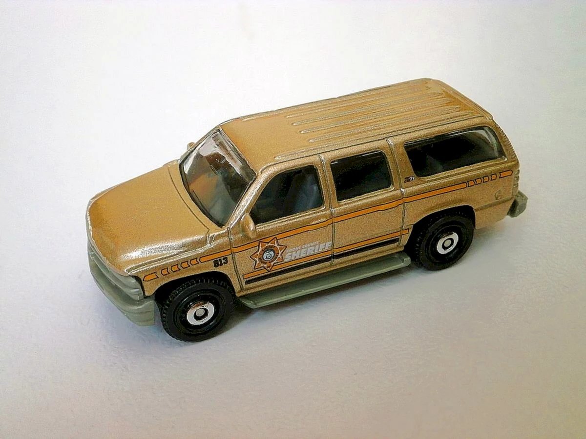 Hot Wheels 00 Chevy Suburban