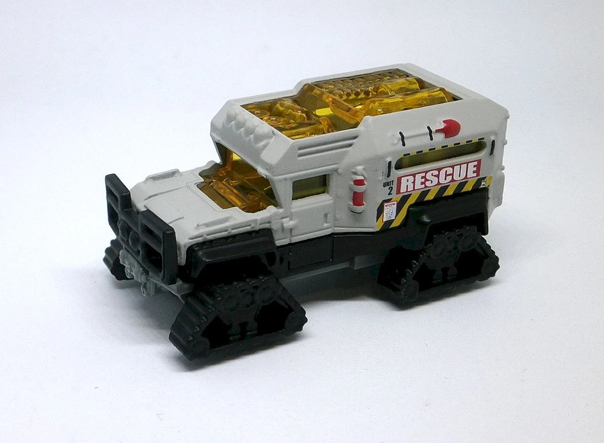 Hot Wheels Frost Fighter