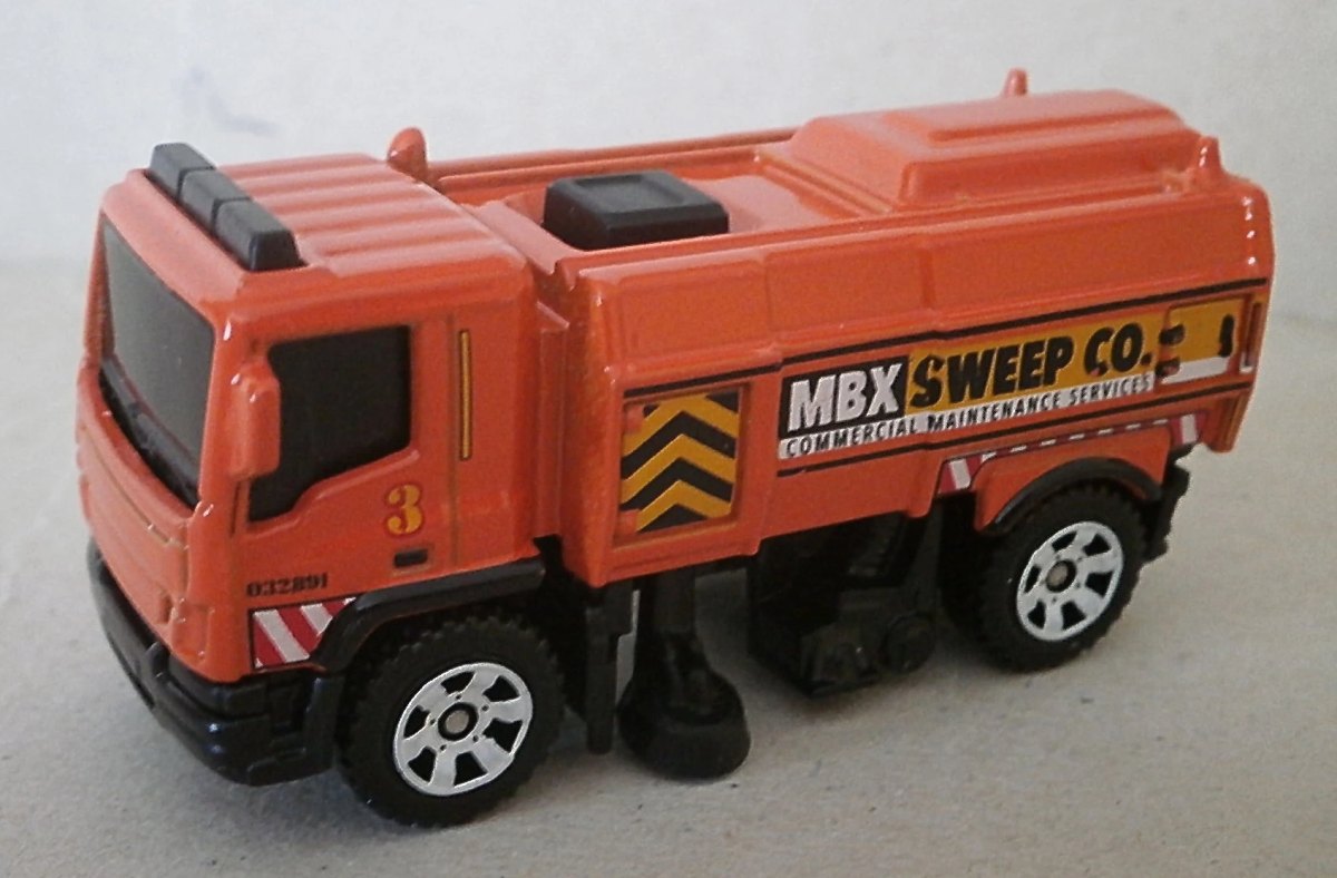 Hot Wheels MBX Swisher