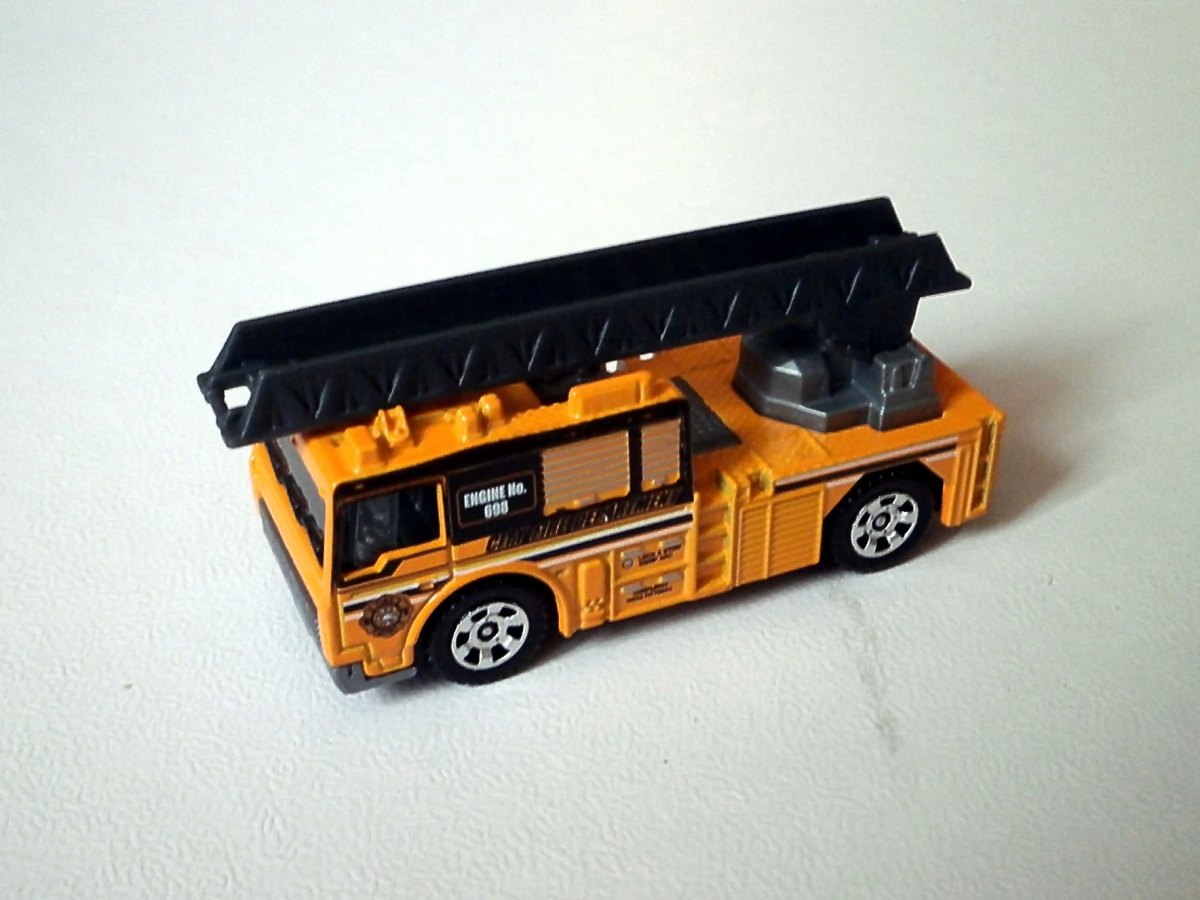 Hot Wheels Flame Tamer