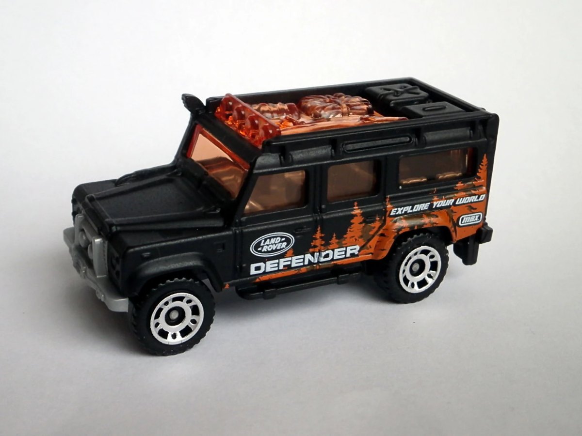 Hot Wheels Land Rover Defender 110