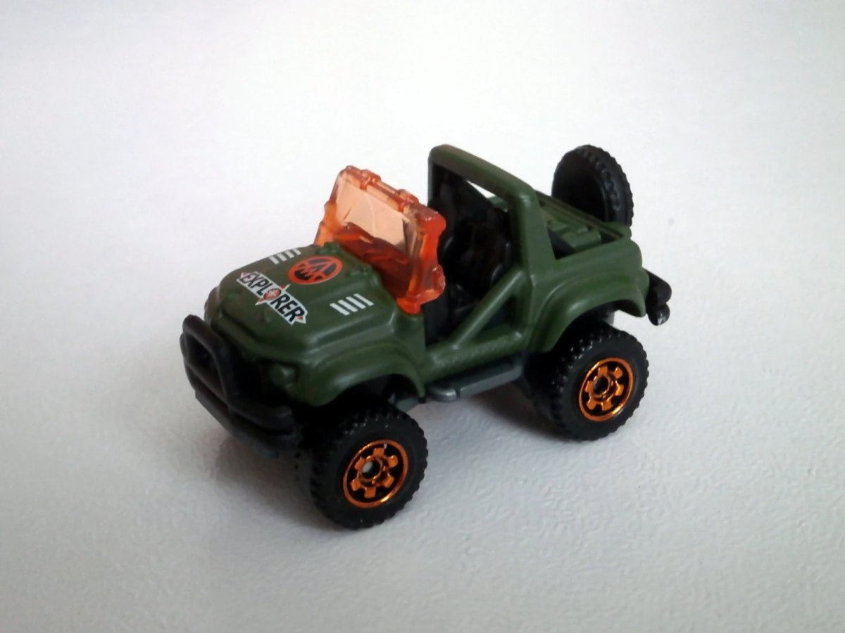 Hot Wheels Cliff Hanger